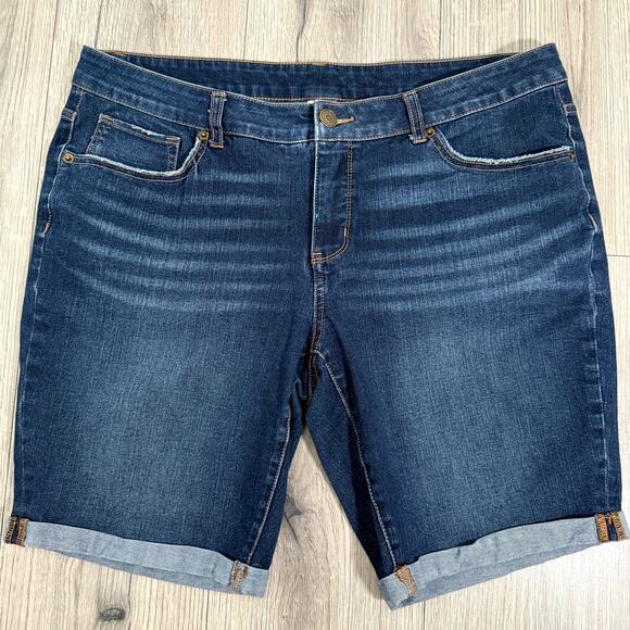 Time & Tru Mid Rise Shorts Cuffed Bermuda Dark Denim Stretch Jorts - Size 16 - Picture 1 of 7